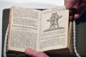 Një manual i seksit i shekullit 17, që gabimisht i atribuohej Aristotelit-publikoi Albert Vataj (7)